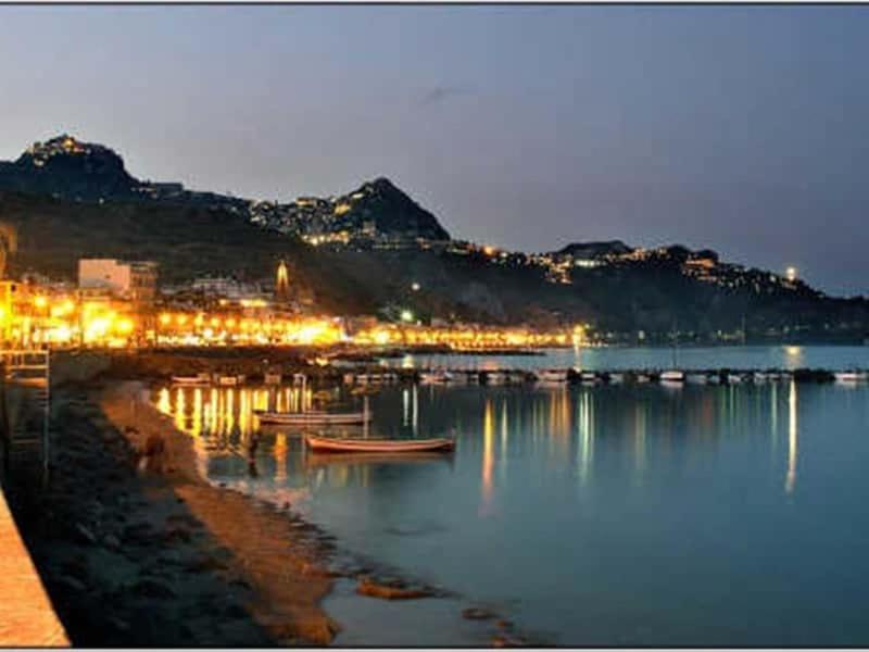 Bluesky Apartment - Third Floor Giardini Naxos Exterior foto
